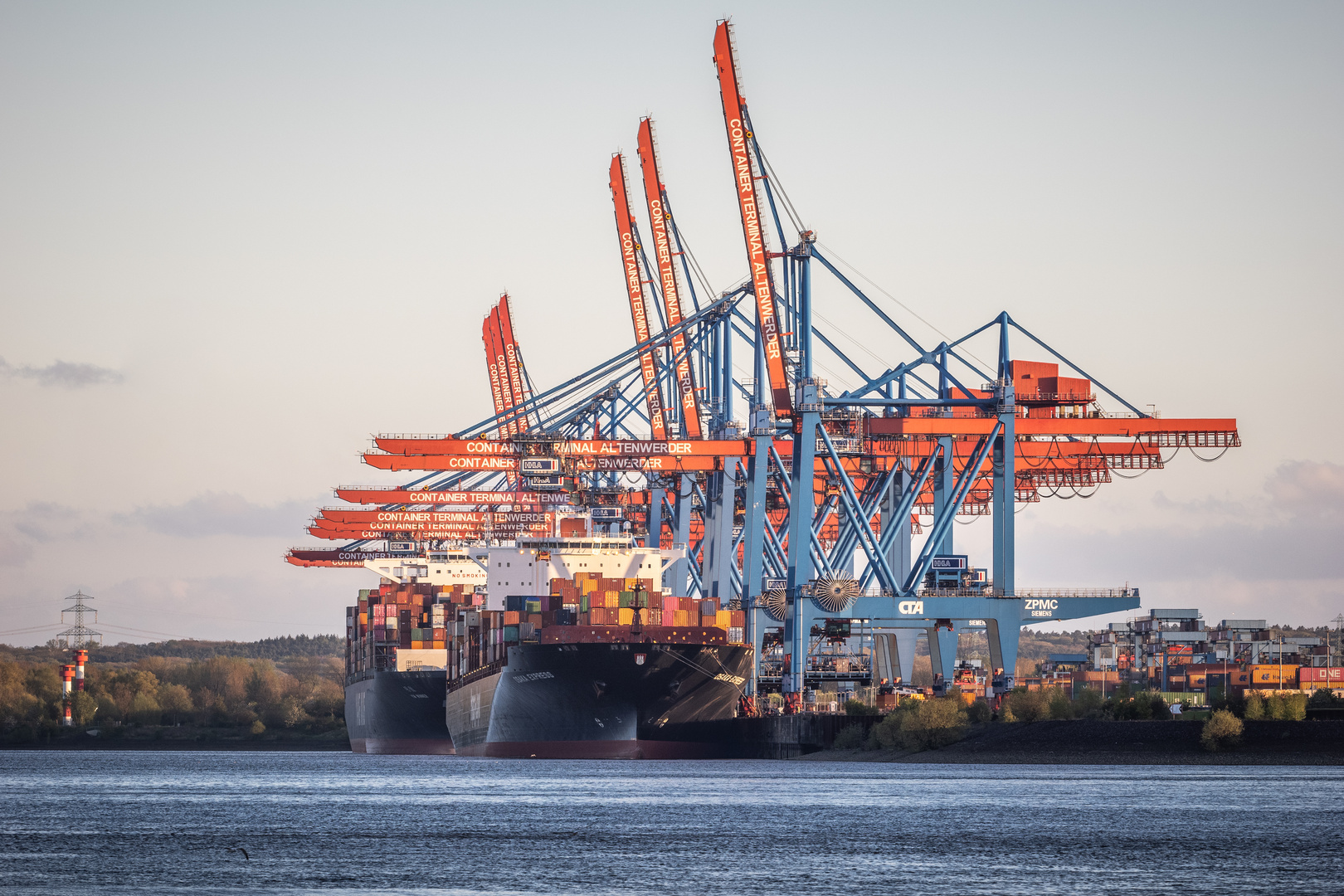 Containerterminal Altenwerder