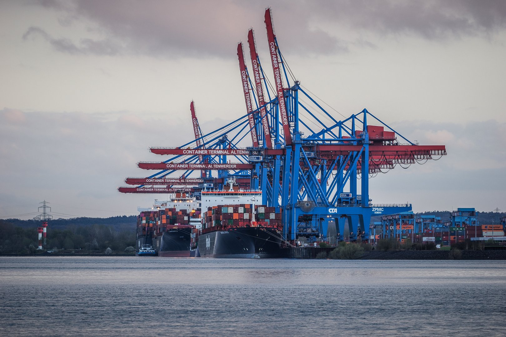 Containerterminal Altenwerder