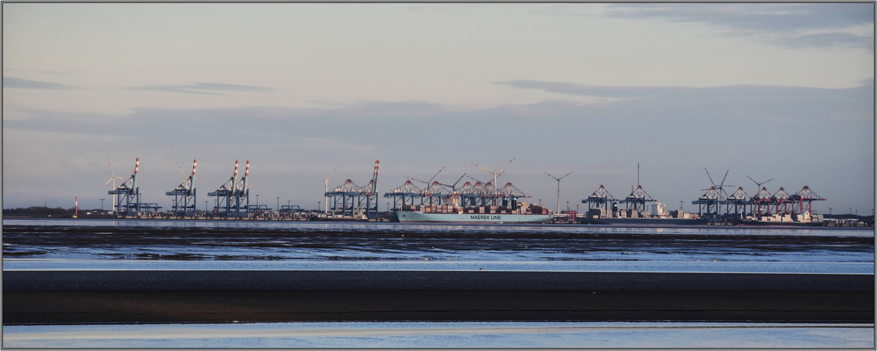 Containerterminal Bremerhaven