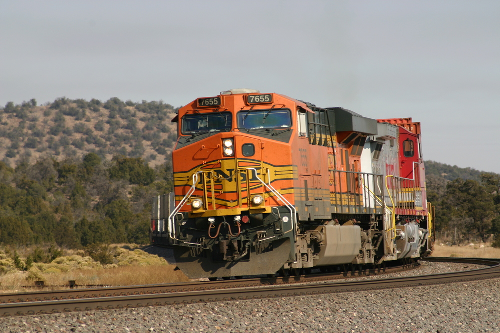 Containerzug der BNSF bei Flagstaff