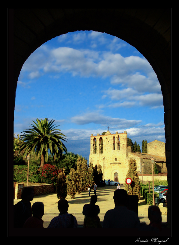 Contemplando Peratallada