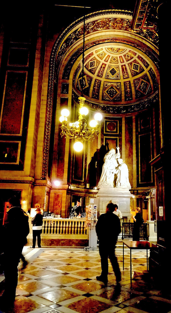 Contemplation à La Madeleine