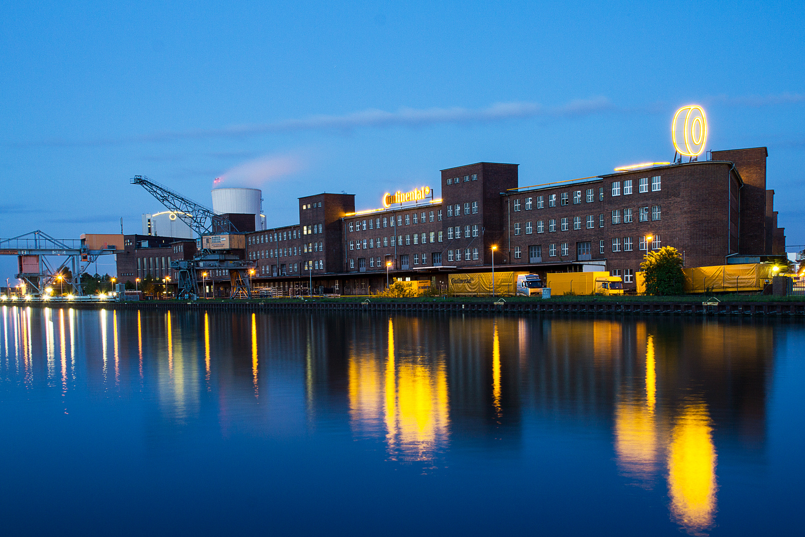 Conti am Mittellandkanal