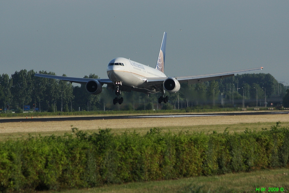 Continental Airlines, B757-224, Reg: N33132