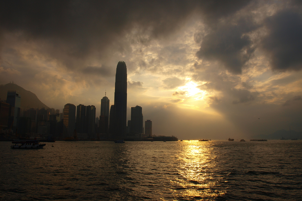 Contre jour sur la baie de Hong-Kong