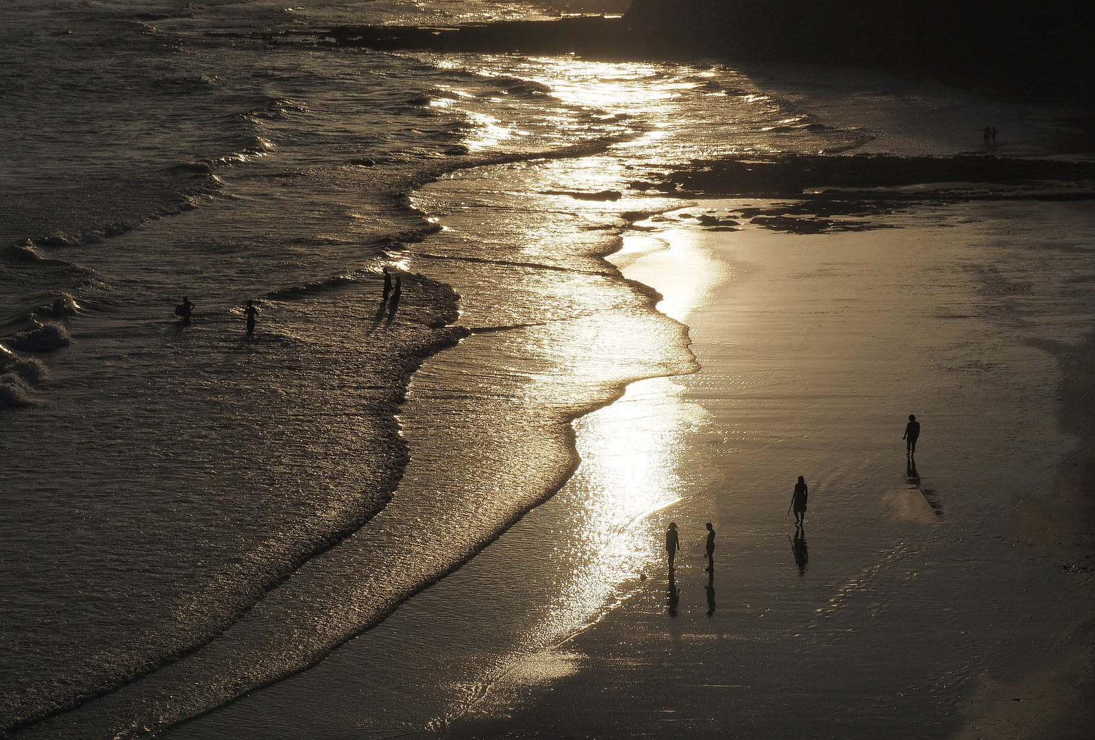 Contre-jour sur la plage d’Olhos de Agua