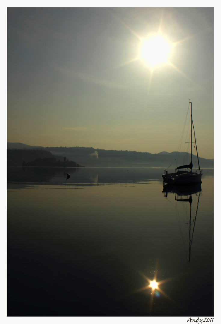 Controluce sul lago d'Orta