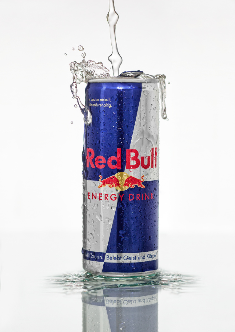 Cool fresh Red Bull Foto & Bild | interieur & stills, wasser, dose