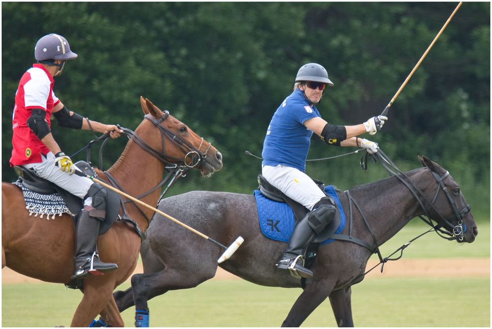 cool man auf dem Pferd