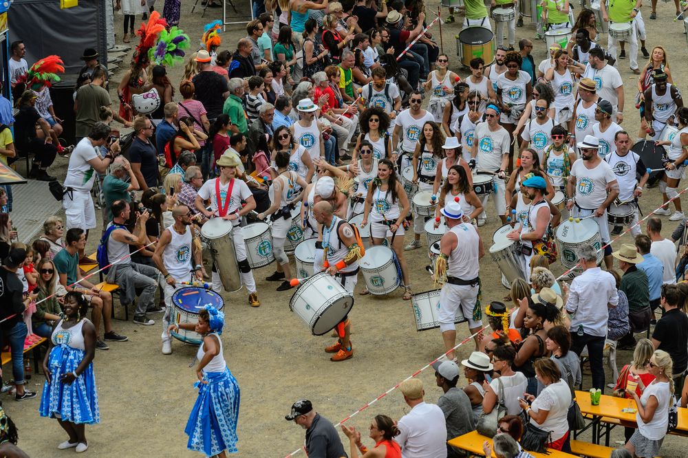 Coole Truppe Foto & Bild paris, dokumentation, sommer Bilder auf
