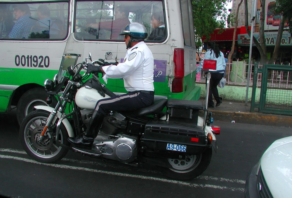 ....Cop in Mexico City...