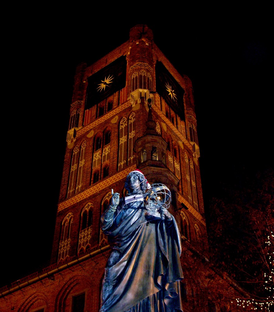 Copernicus vor dem Rathaus von Thorun