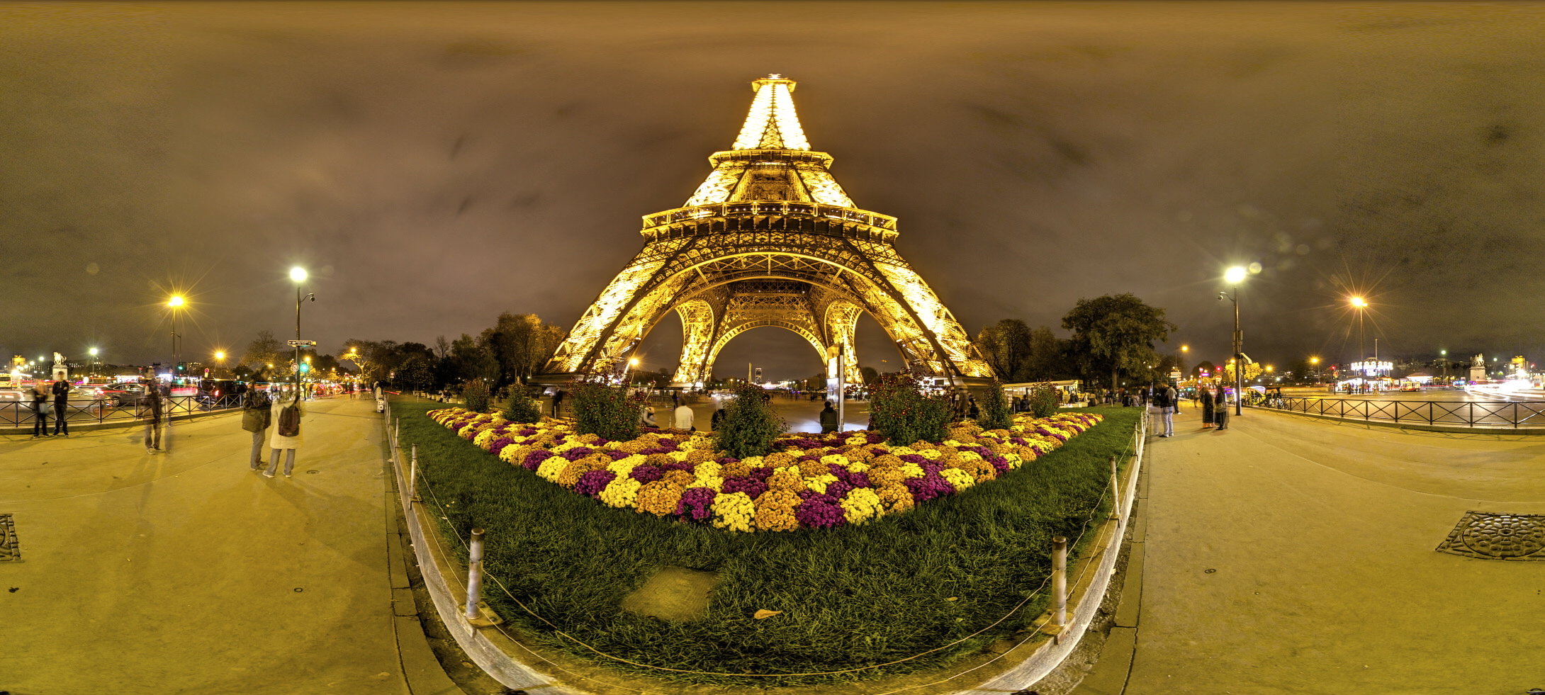 Copyright Tour Eiffel - Illuminations Pierre Bideau