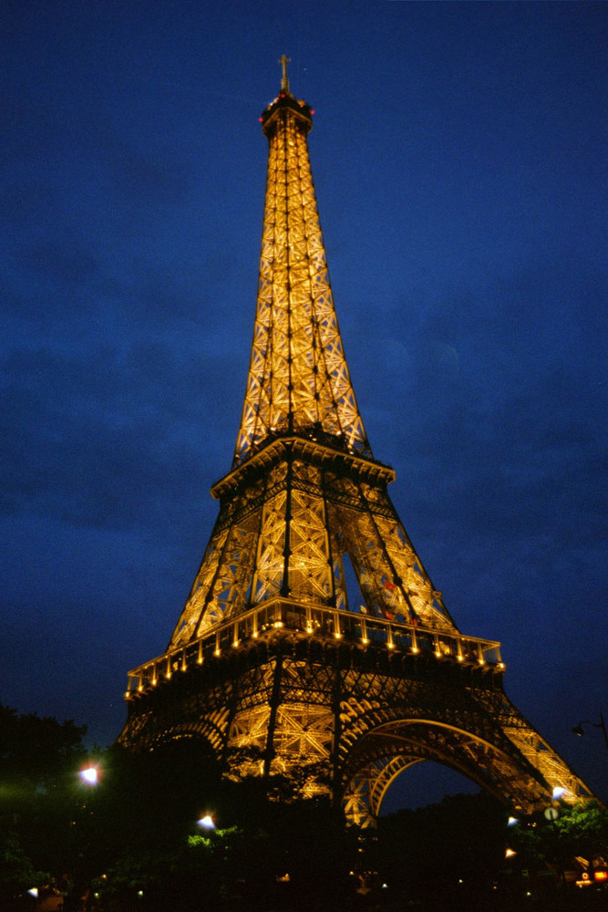 "Copyright Tour Eiffel - Illuminations Pierre Bideau"