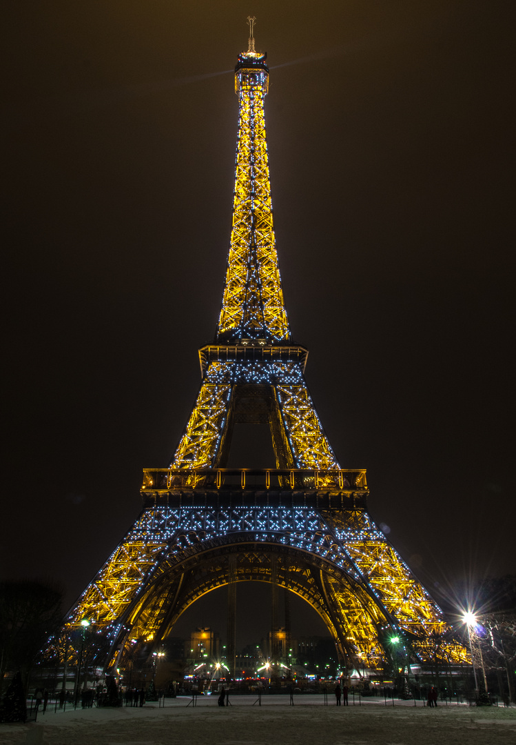 Copyright Tour Eiffel - Illuminations Pierre Bideau Eiffelturm beleuchtet