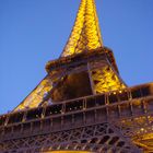 "Copyrignt Tour Eiffel- Iluminations Pierre Bideau"