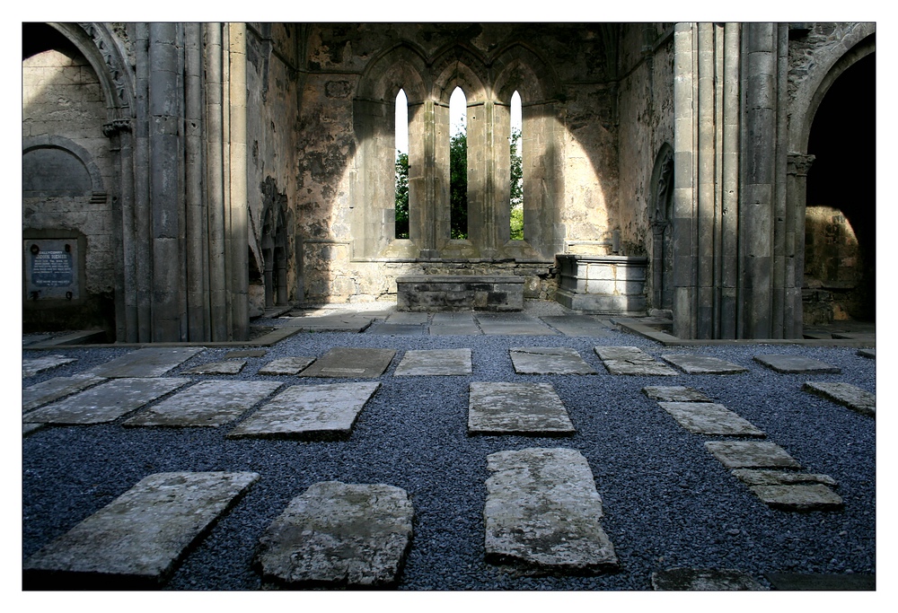 Corcomroe Abbey Innenansicht...