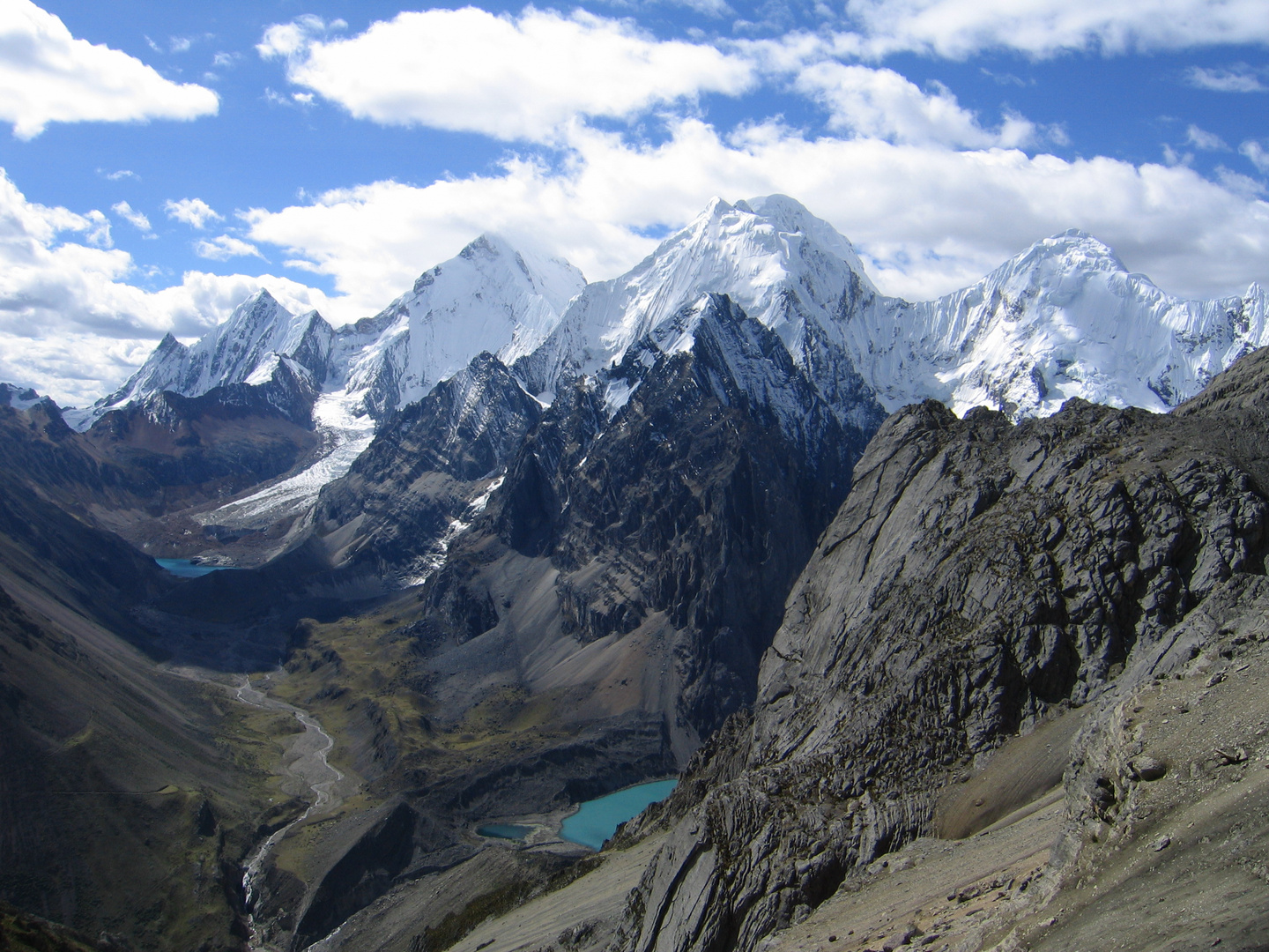 Cordillera Huayhuash Blick auf Siula Grande und Yerupaja