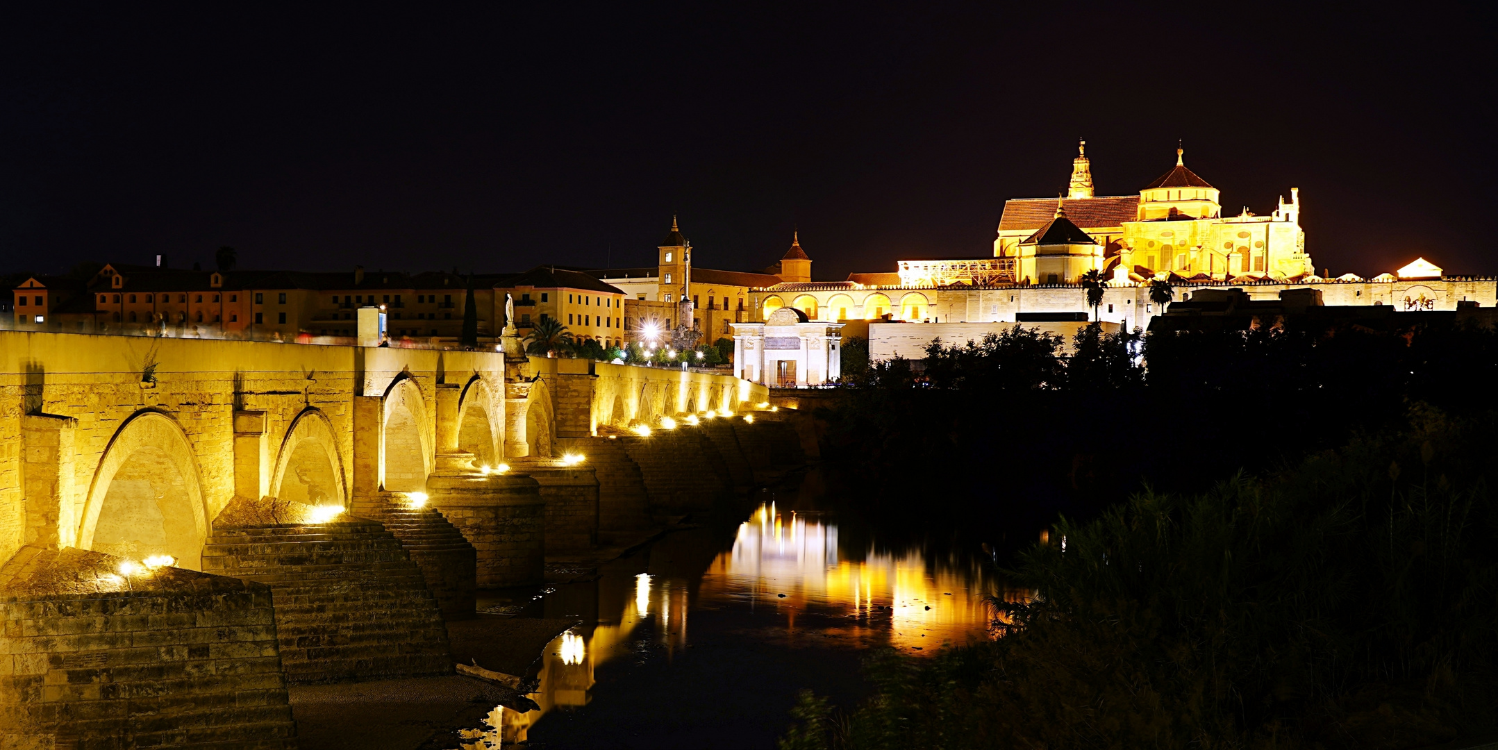 Cordoba bei Nacht