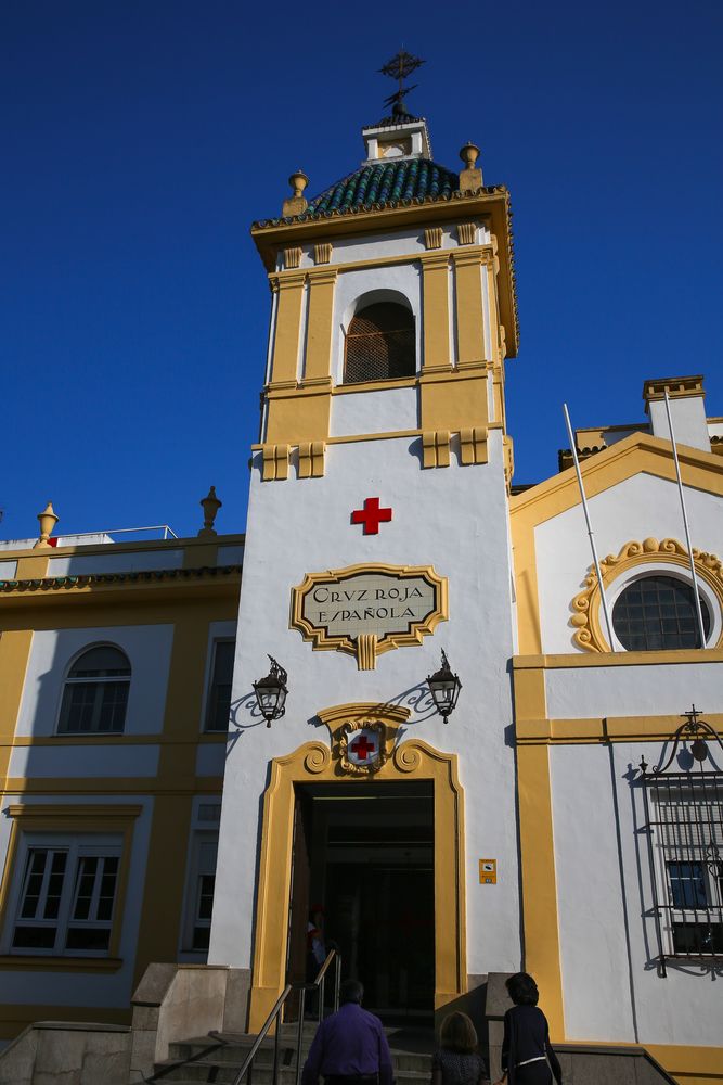 Cordoba, Rot-Kreuzgebäude