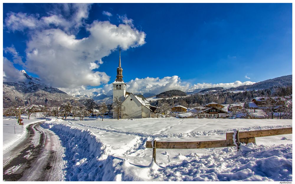 Cordon sous la neige.