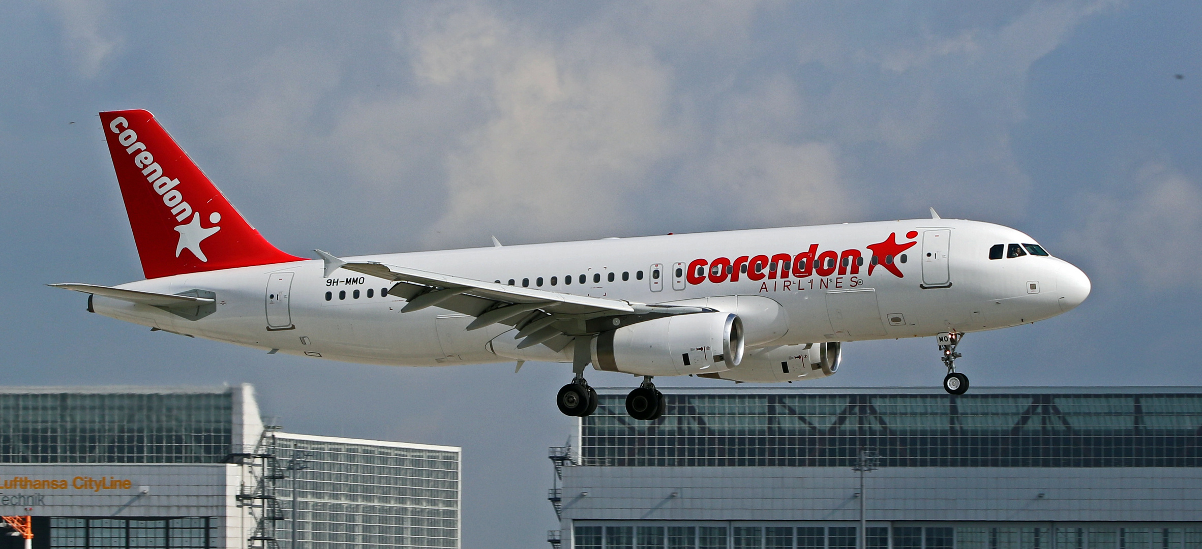 CORENDON AIRLINES