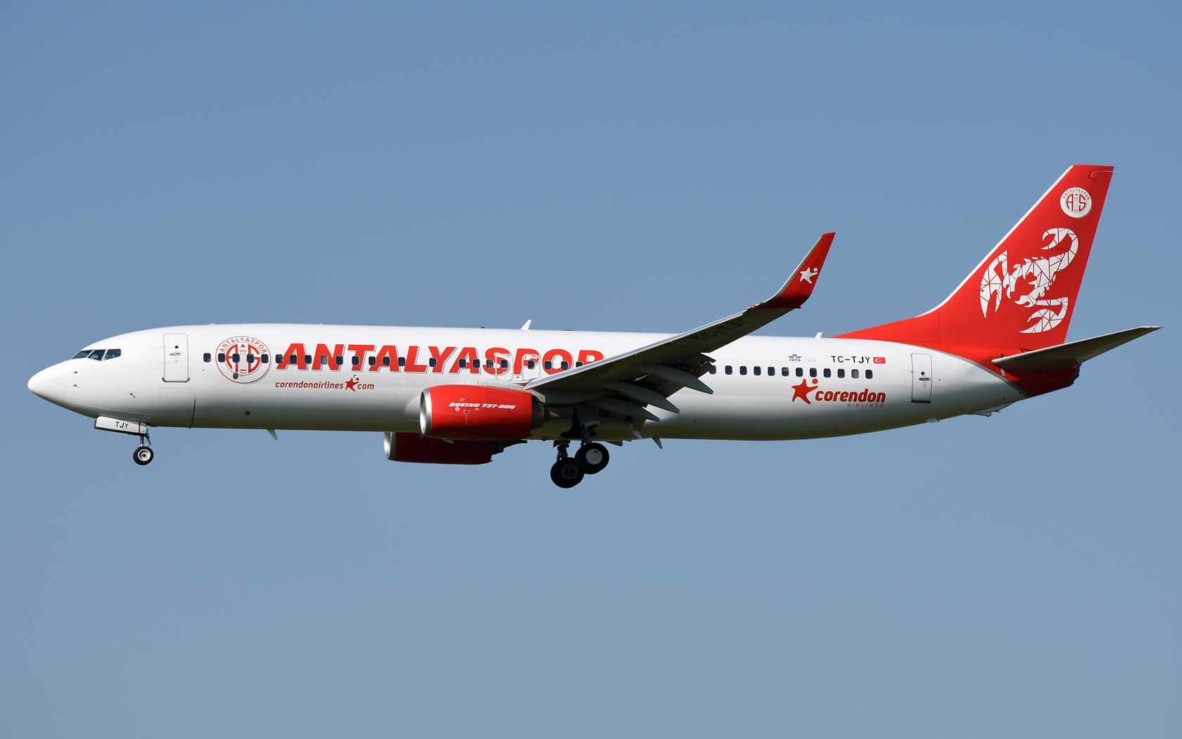 Corendon Airlines  Boeing 737-8AS TC-TJY 