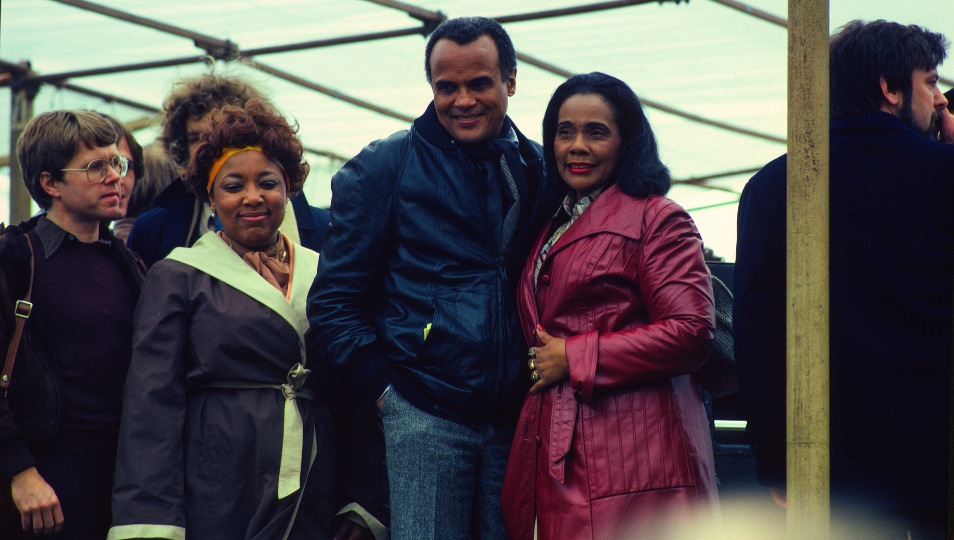 Coretta King und Harry Belafonte 1981 in Bonn