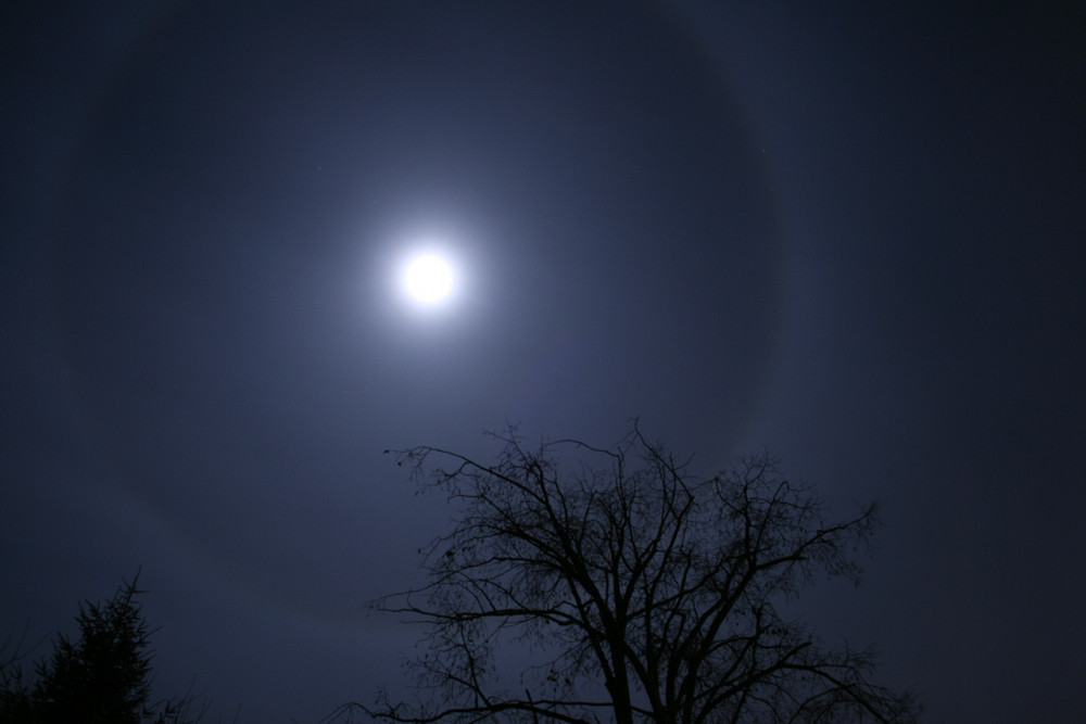 Corona of Moon