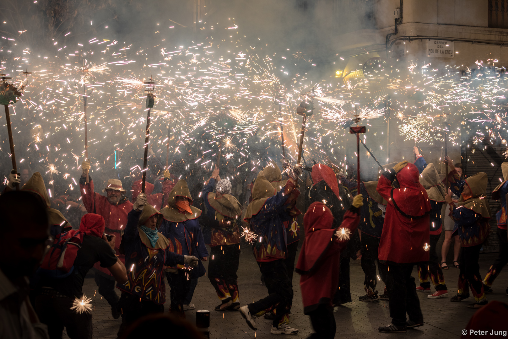 Correfoc beim Strassenfest in Barcelona