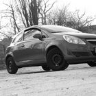 Corsa Black & White