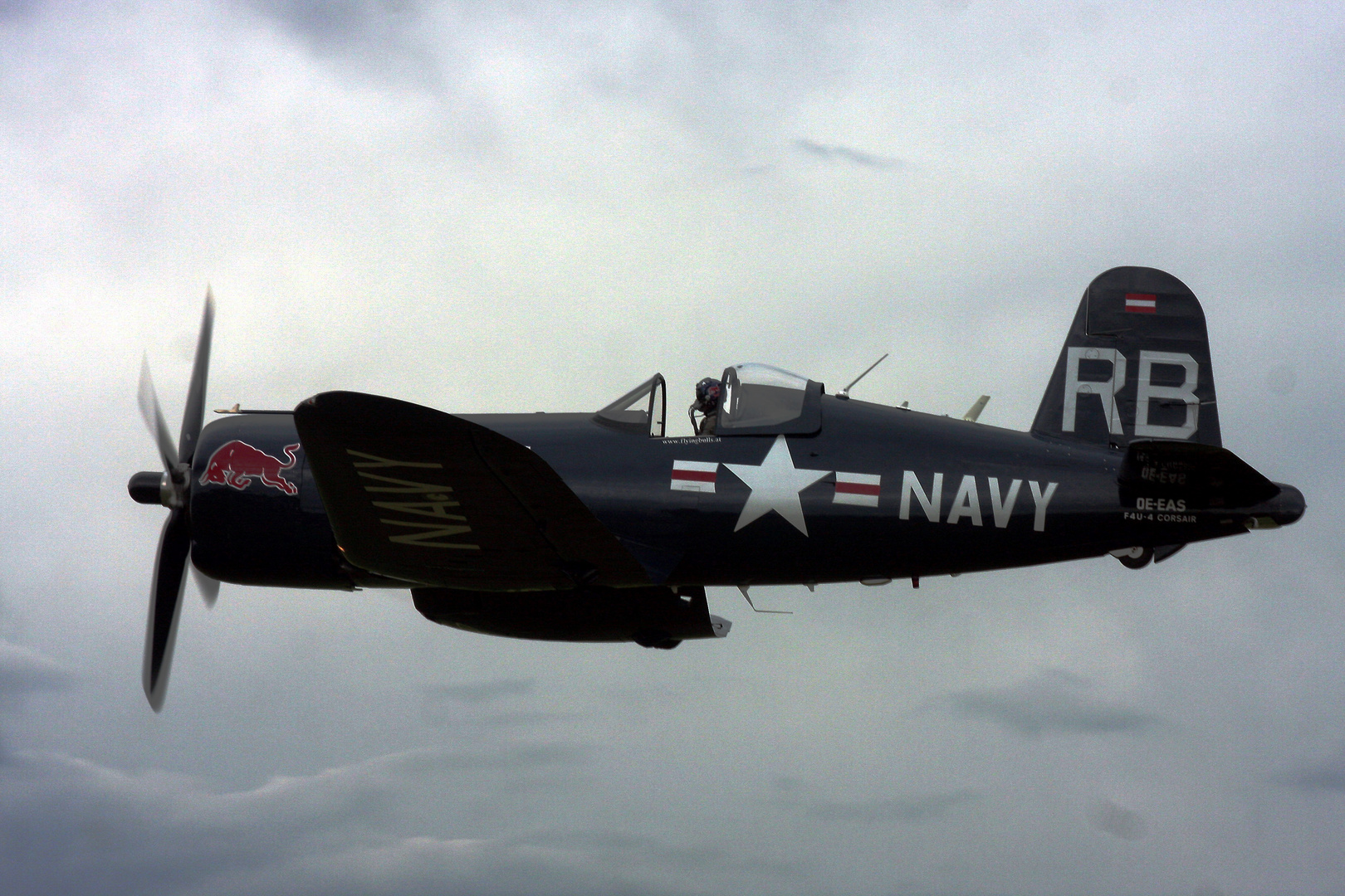 Corsair auf der Memorial Airshow 2011 in Roudnice