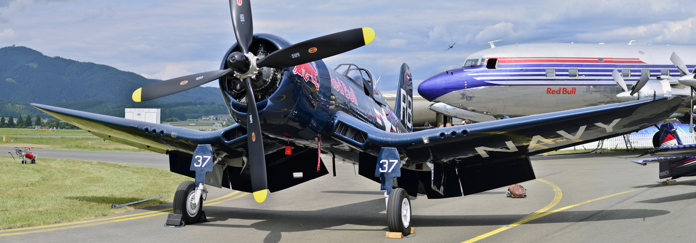 Corsair F4U Airpower 2013