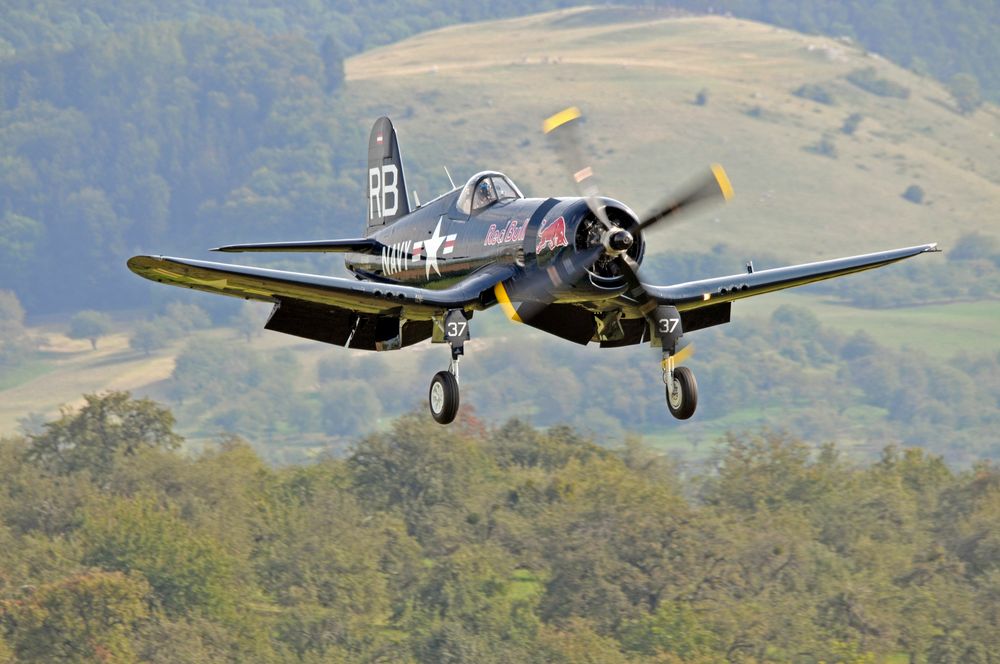 Corsair im Landeanflug