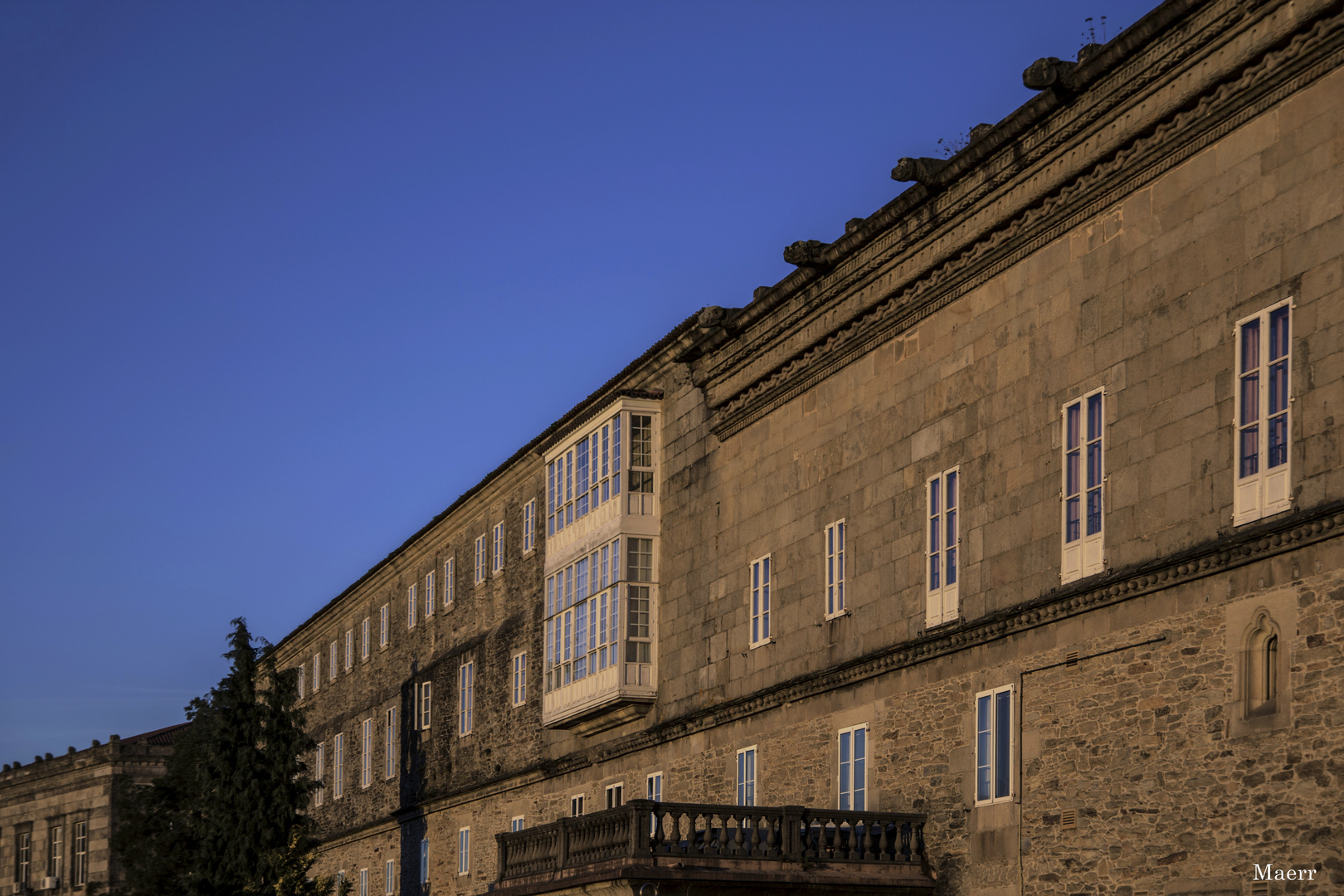 Corte del Hostal de Los Reyes Católicos.