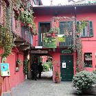 cortile sui navigli di Milano