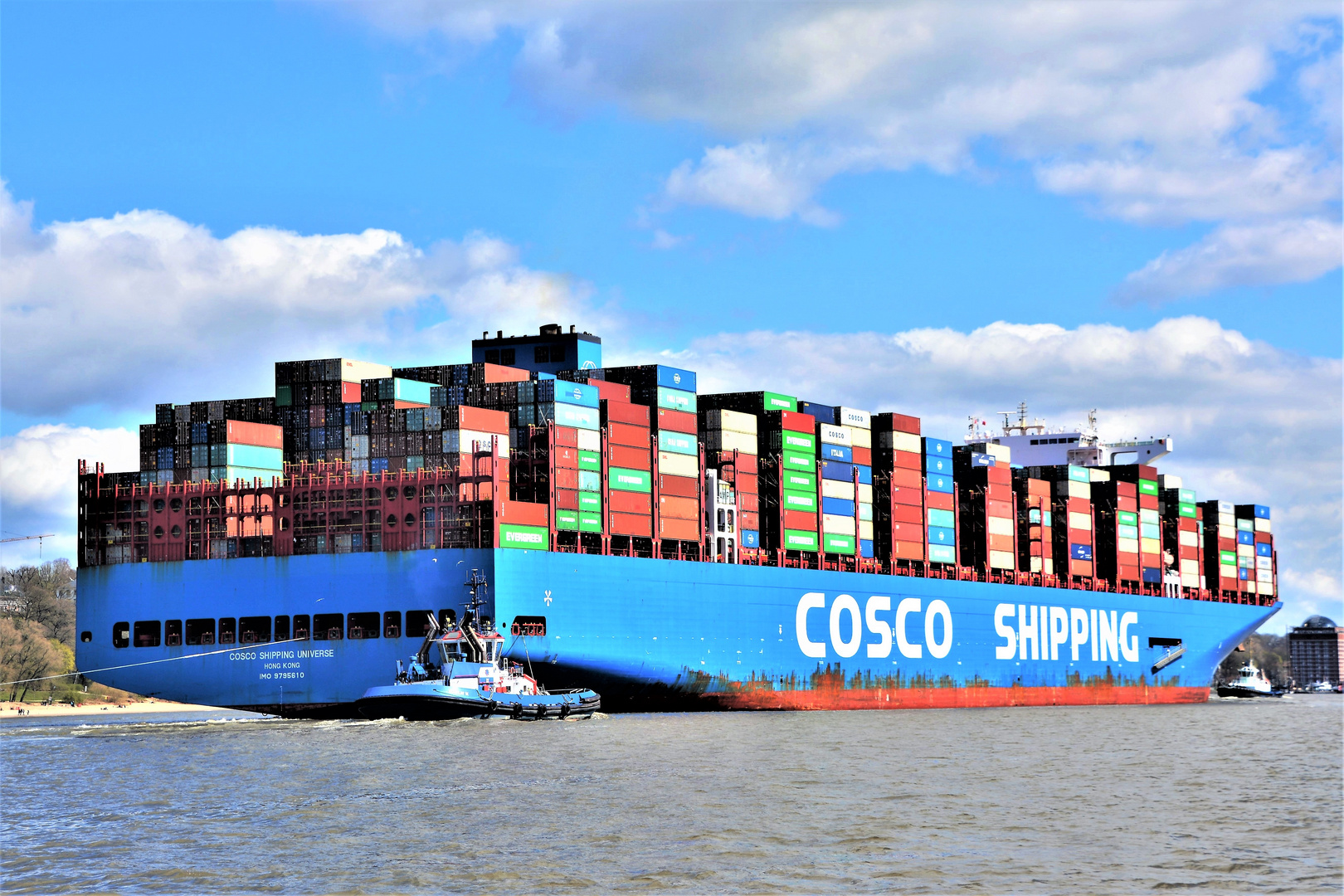 COSCO SHIPPING UNIVERSE