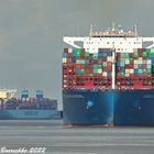 COSCO Shipping Universe und Moncao Maersk