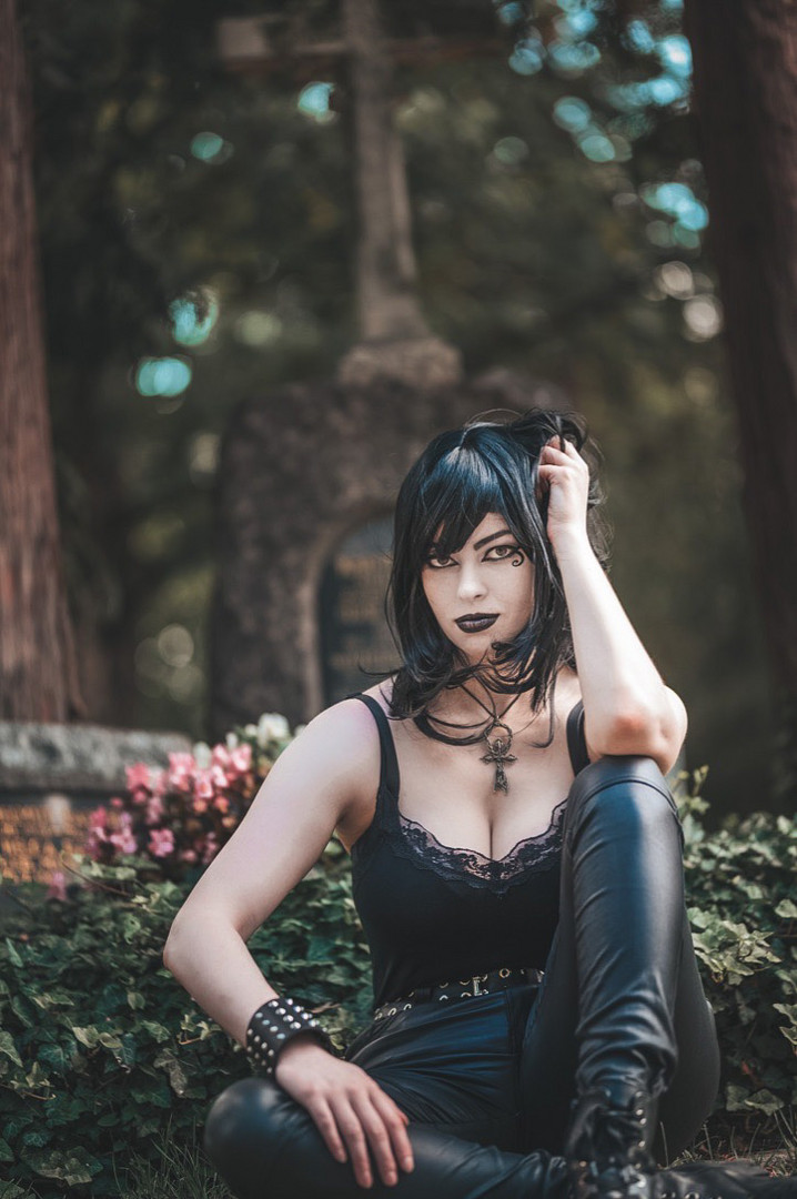 Cosplay: Death of the Endless