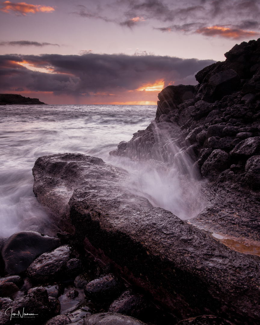 - Costa del Silencio waves -