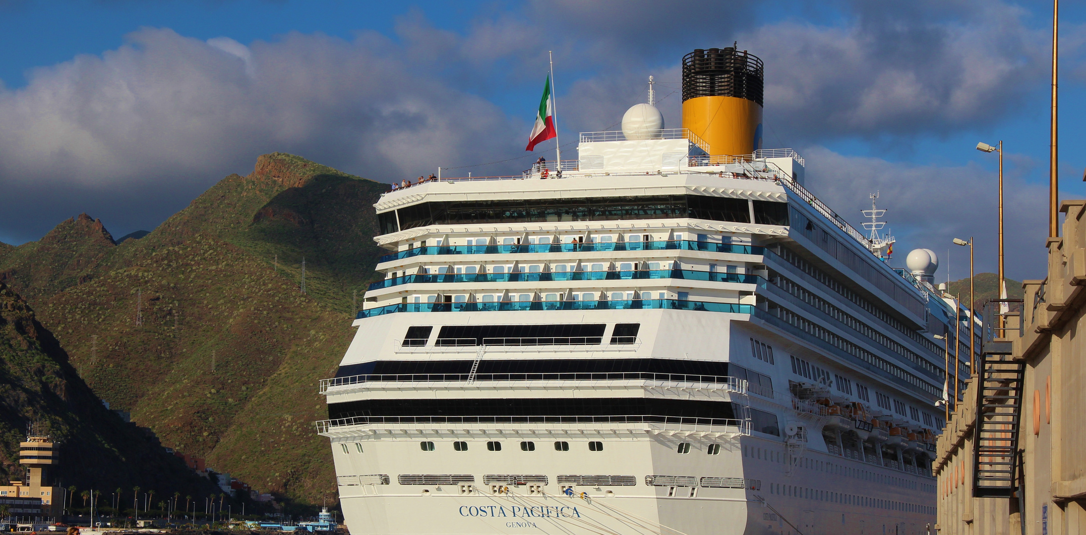 Costa Pacifica