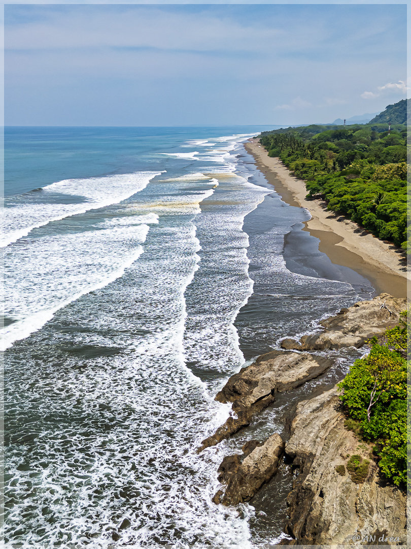 Costa Rica mit der Drohe Pacific Küste