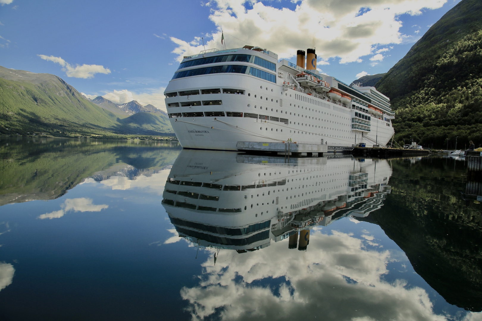 Costa Romantica in Åndalsnes