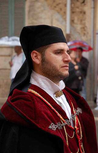 Costume Tradizionale sardo - Sagra S.Isidoro - Serramanna Sardegna