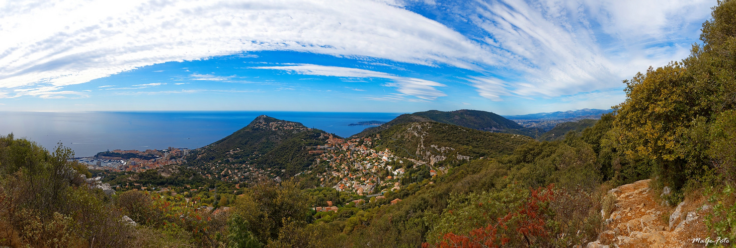 Cote d'Azur en grand angle