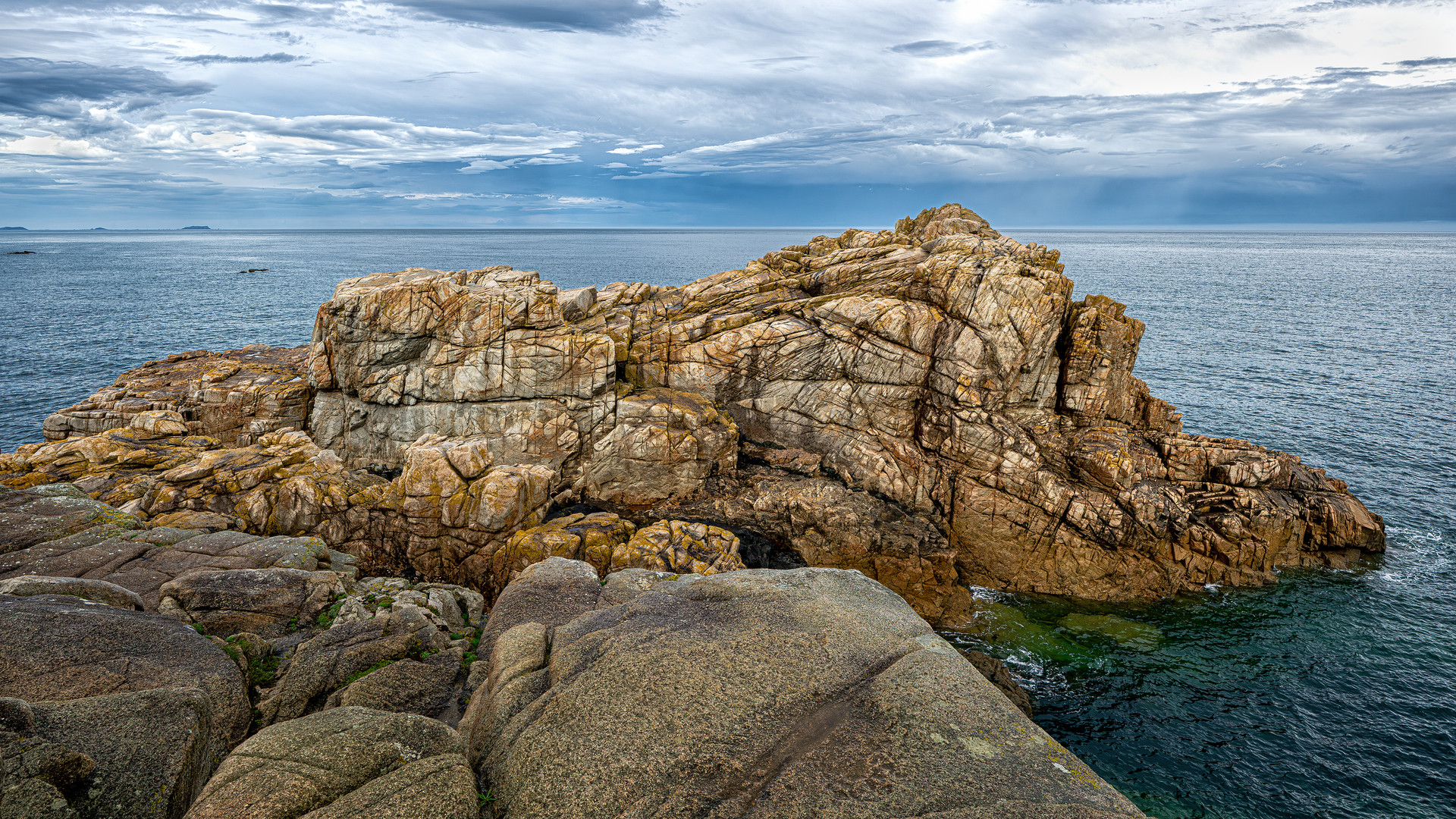 Côte de Granit Rose 19