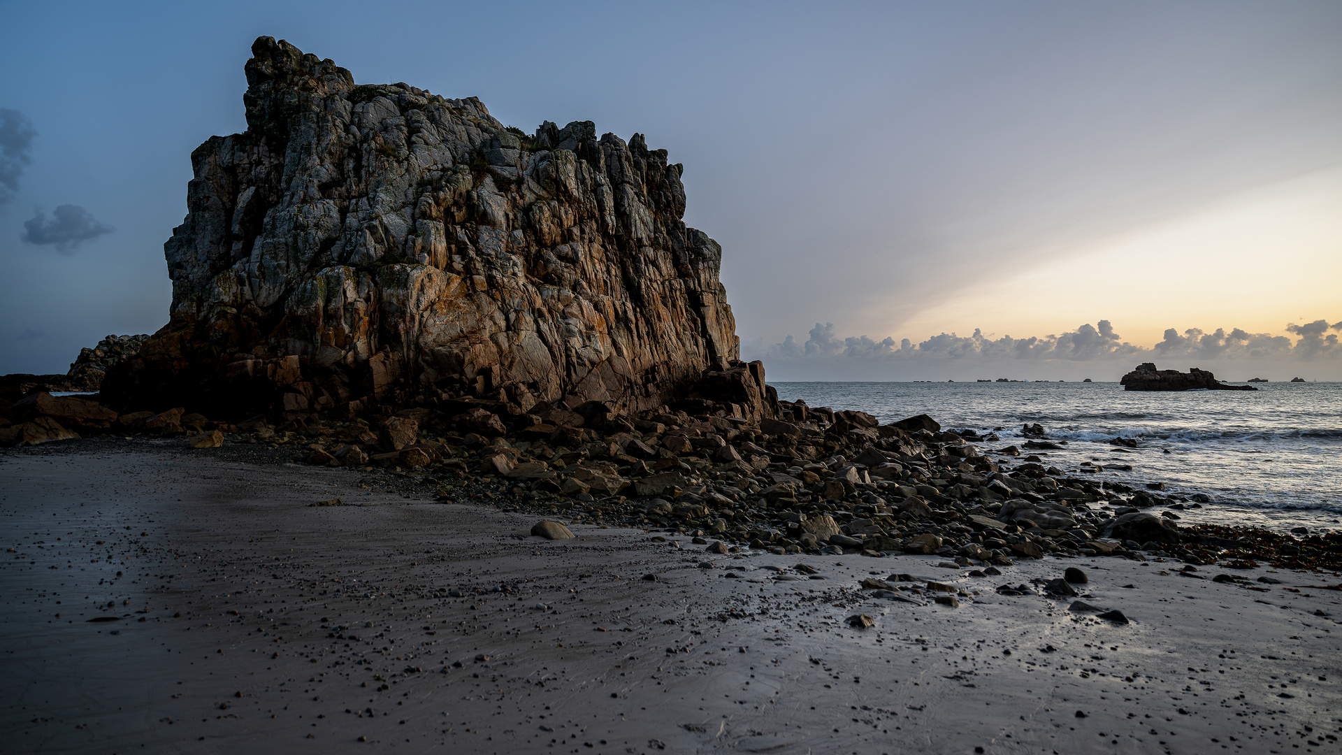 Côte de Granit Rose 26