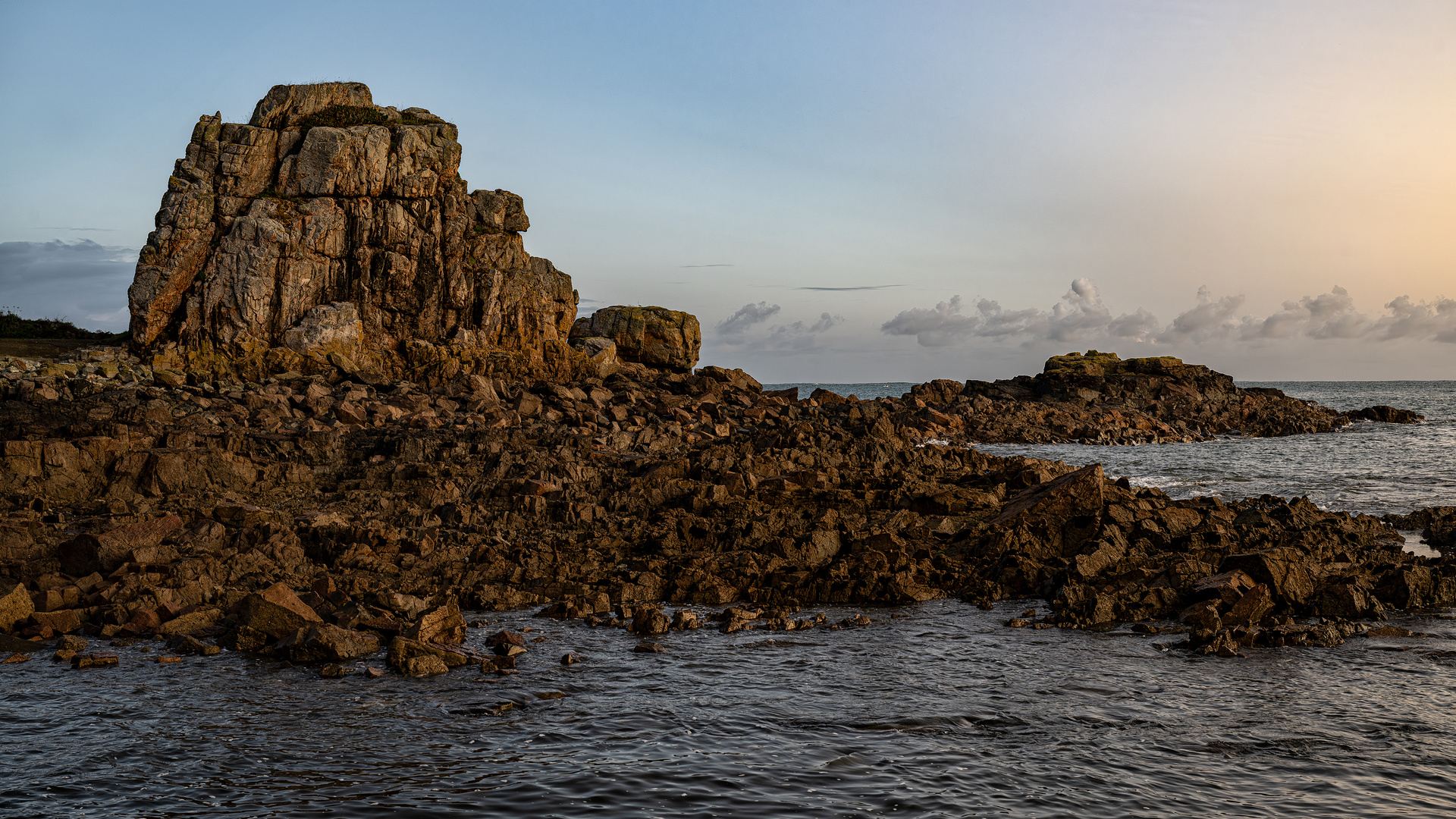 Côte de Granit Rose 47