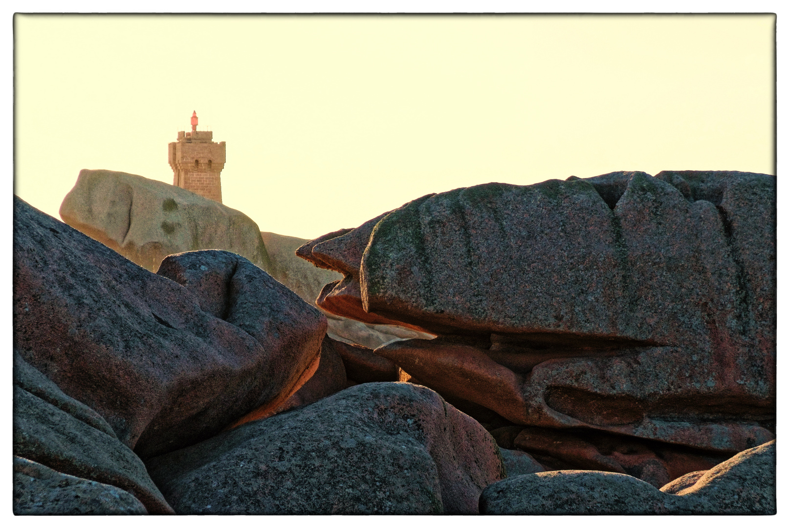 „ Côte de Granit Rose “