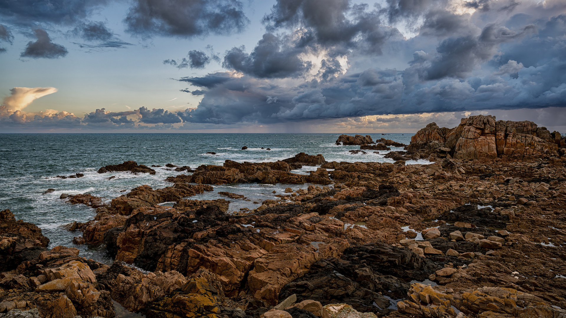 Côte de Granit Rose 74